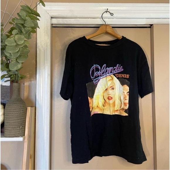 Berksha Blondie Denis graphic t-shirt oversized - Picture 1 of 7